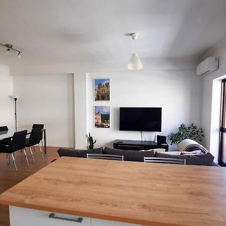 Lovely 2-Bedroom Apartment - Near Braga City Center! Екстер'єр фото